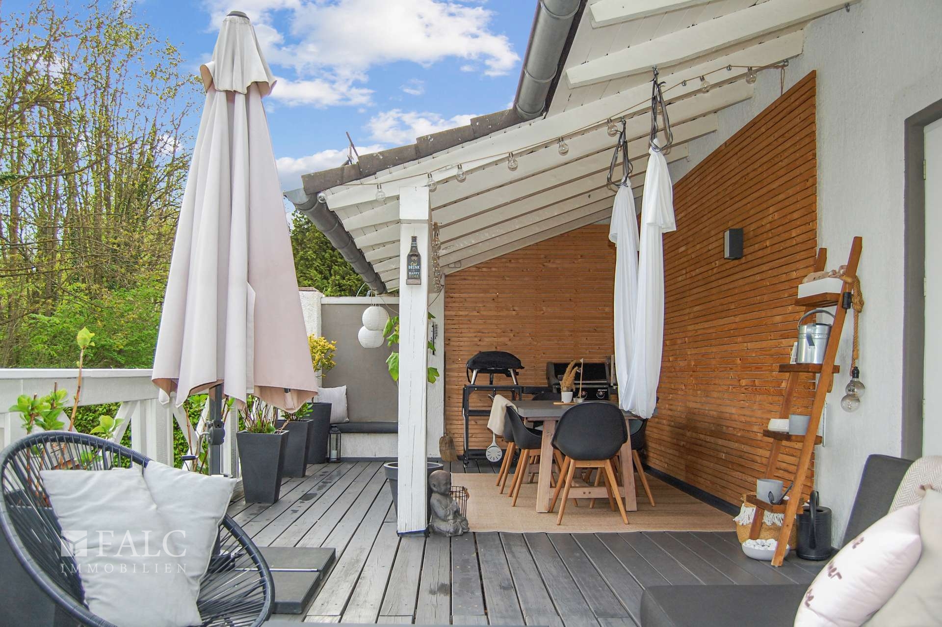 Balkon rechte Seite